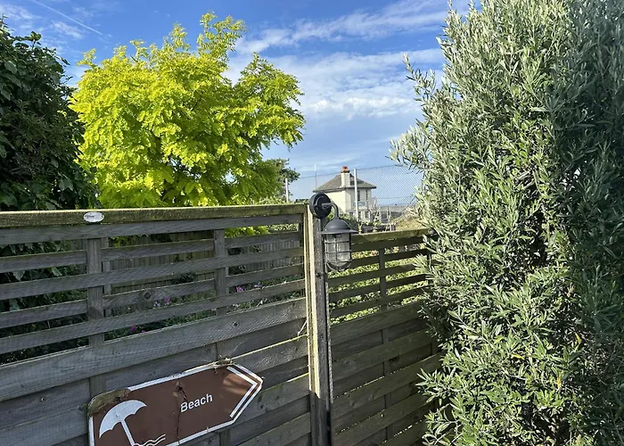 Marine Cottage